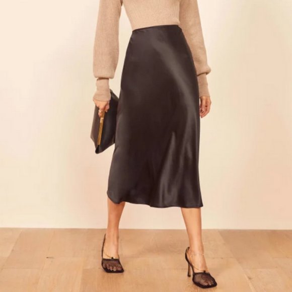 Reformation Dresses & Skirts - Reformation Jones Skirt - Size 4